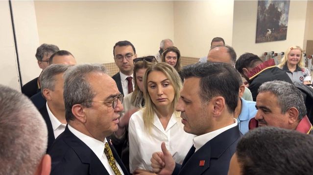 İmamoğlu'nun Şadi Yazıcı'ya hakaret davası ertelendi