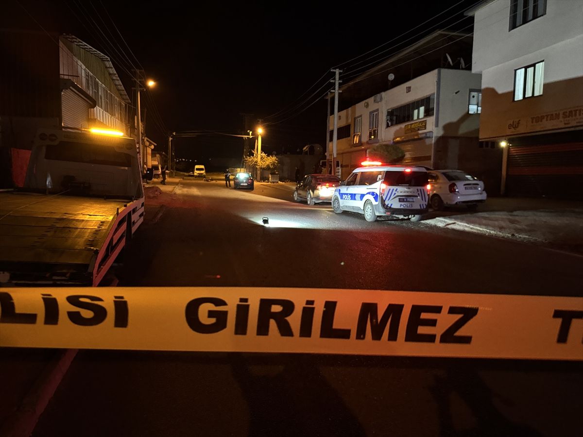 Kahramanmaraş'ta otomobilin çarptığı kişi ağır yaralandı