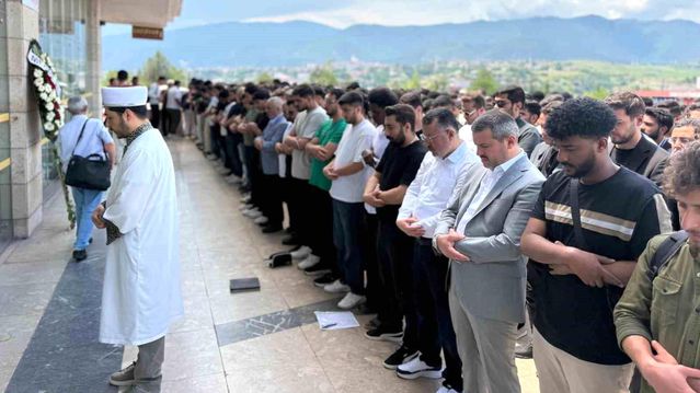 KBÜ'de hayatını kaybeden öğrenciler için gıyabi cenaze namazı kılındı