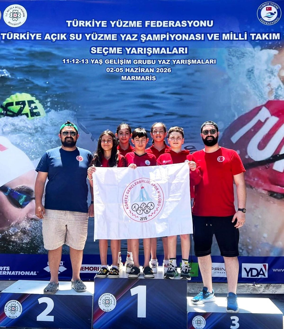 Körfezli yüzücülerden milli takım başarısı