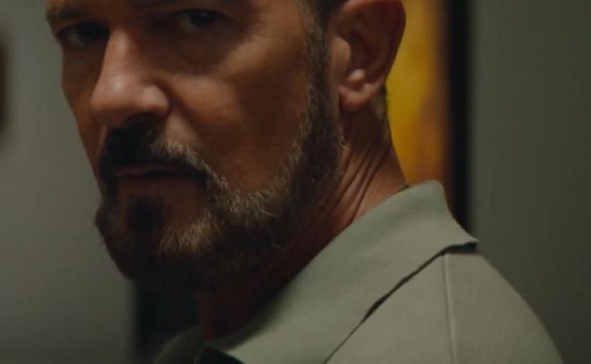 Kurtarıcı filminin televizyon ekranında gösterilen bir sahnesi