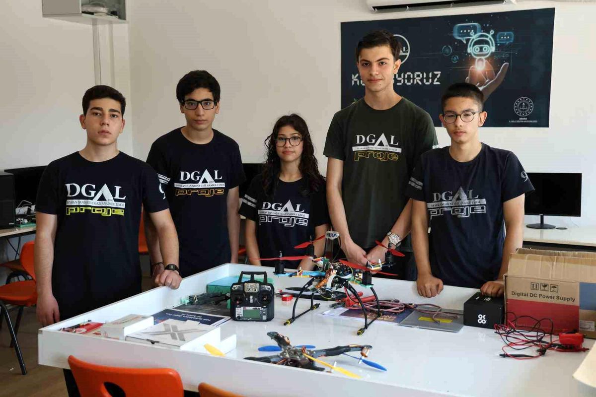 Liseli gençlerden orman yangınlarının önlenmesi için 'otonom dron'