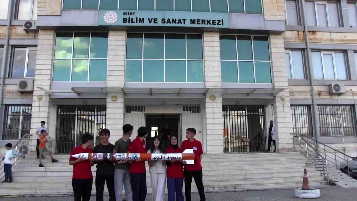 Siirt'te Marifet Roket Takımı bu yıl TEKNOFEST'te birincilik için yarışacak