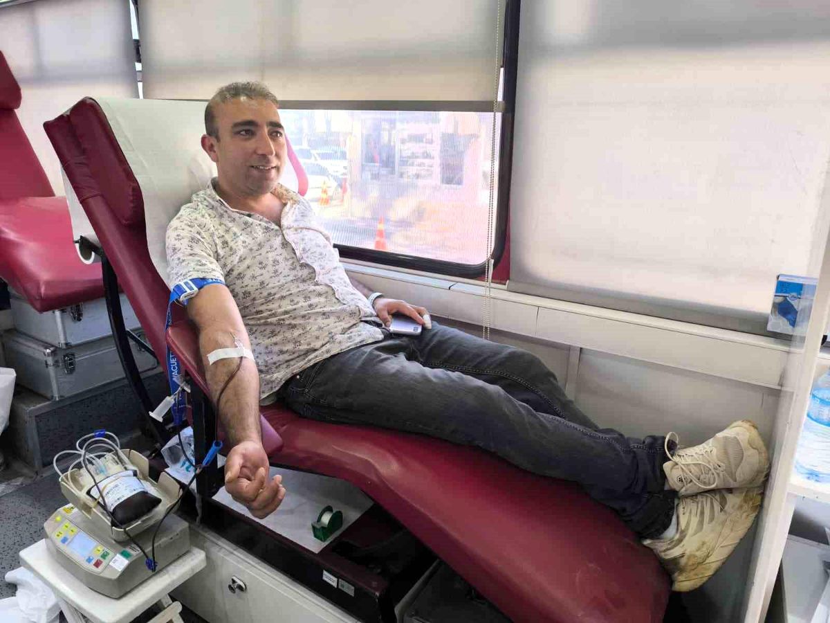 Şuhut'ta kan bağışı kampanyasına yoğun ilgi