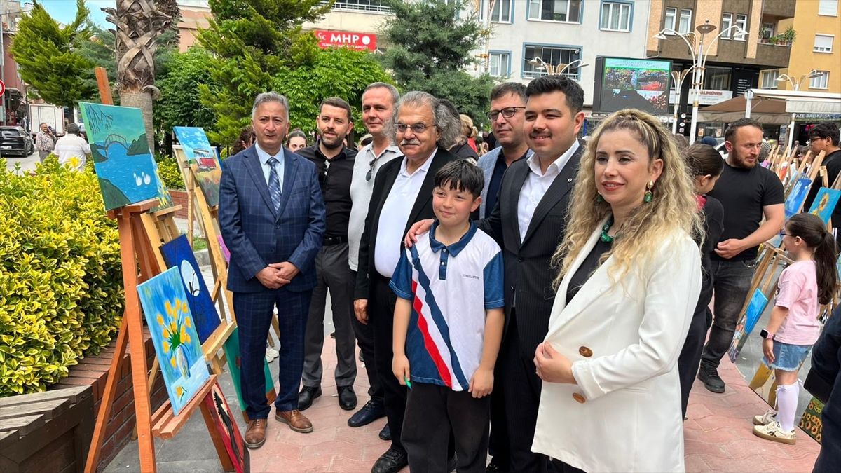 Türkeli'de öğrencilerce sanatsal gösteriler düzenlendi