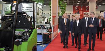Ulaştırma ve Altyapı Bakanı Uraloğlu, KOMATEK 2026'yı ziyaret etti