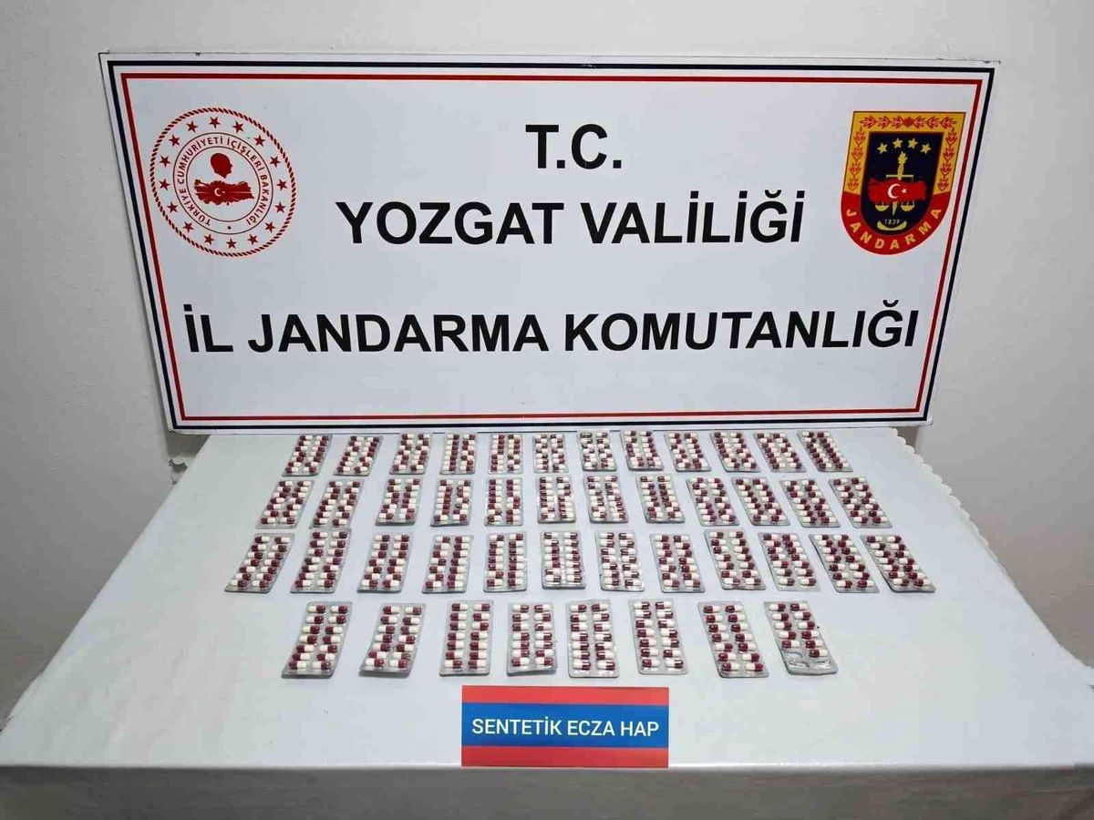 Yozgat'ta 613 sentetik uyuşturucu hap ele geçirildi