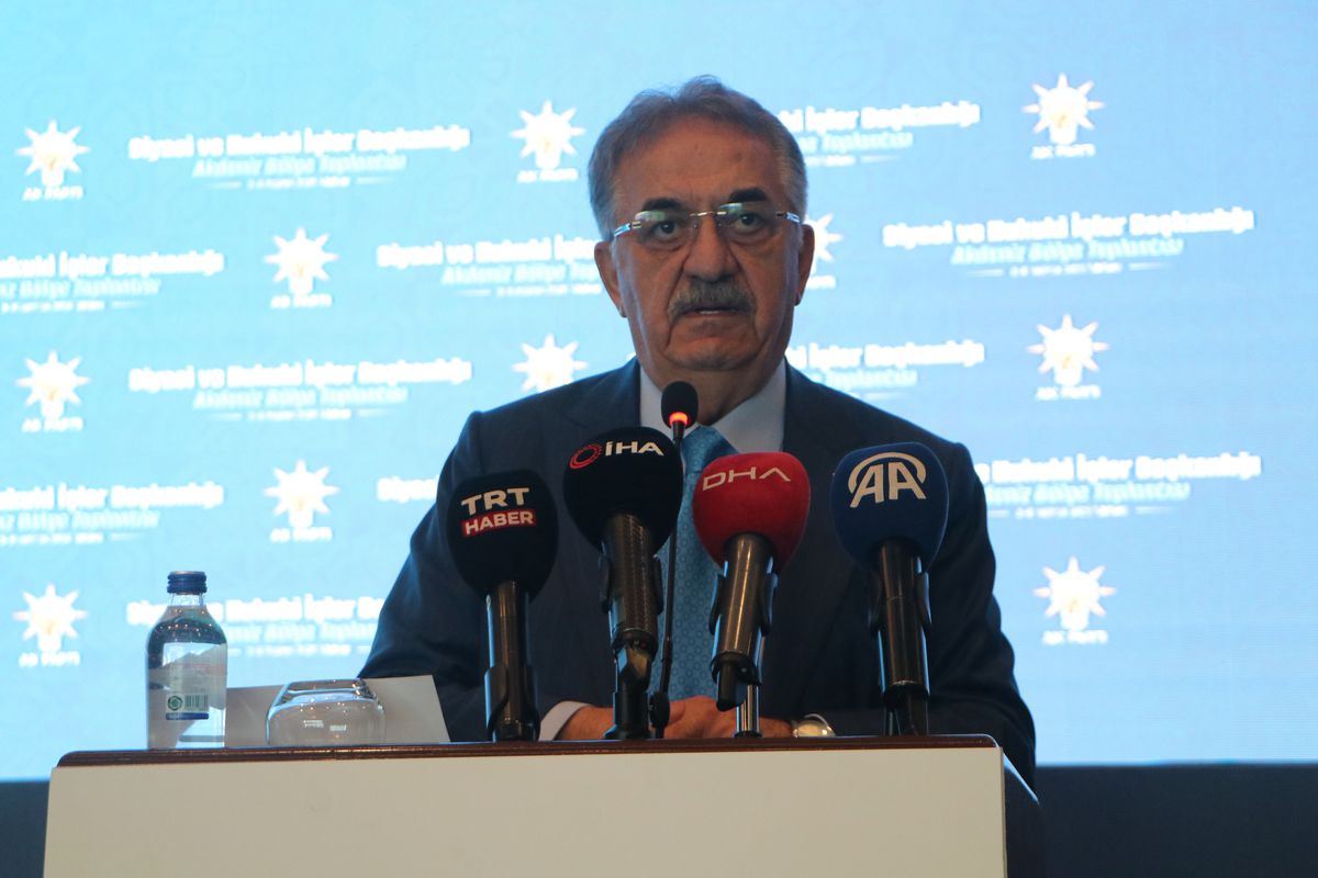 Hayati Yazıcı: Yeni Anayasa İçin Son Sözü Millet Söyleyecek