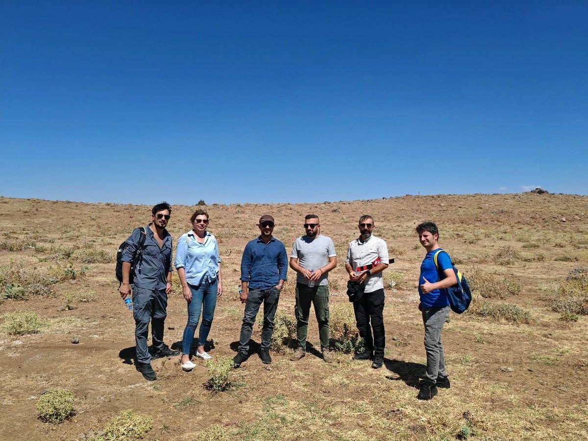 Bitlis'te bulunan tarihi obsidyen aletler ve mağara girişleri