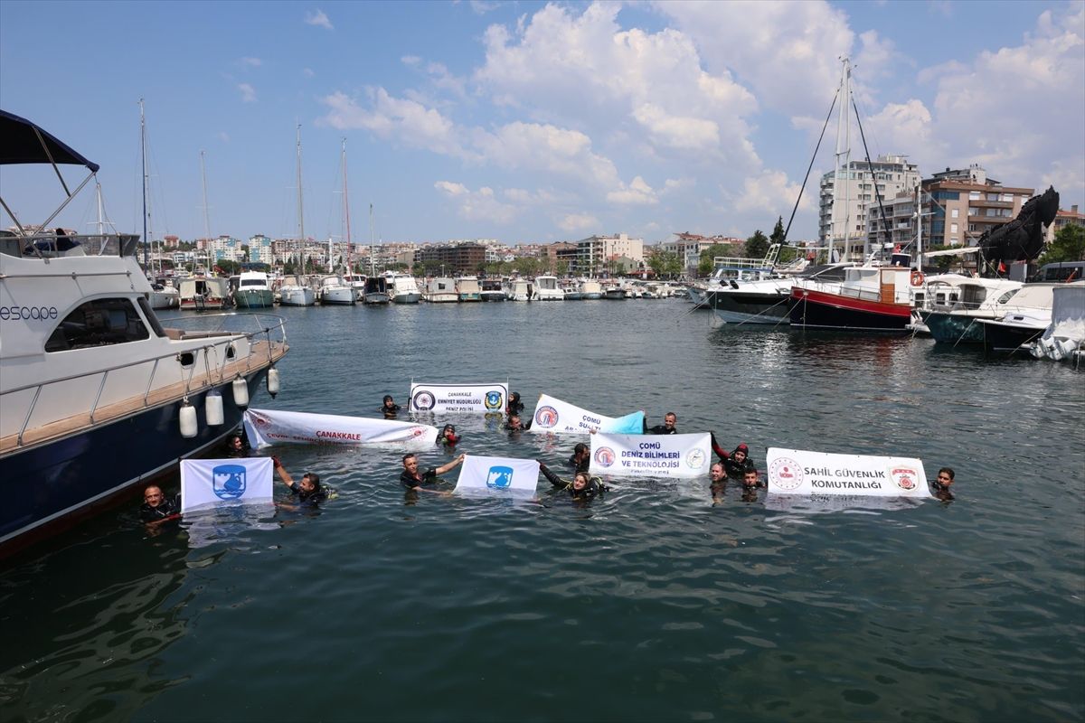 Çanakkale'de deniz temizliği yapıldı
