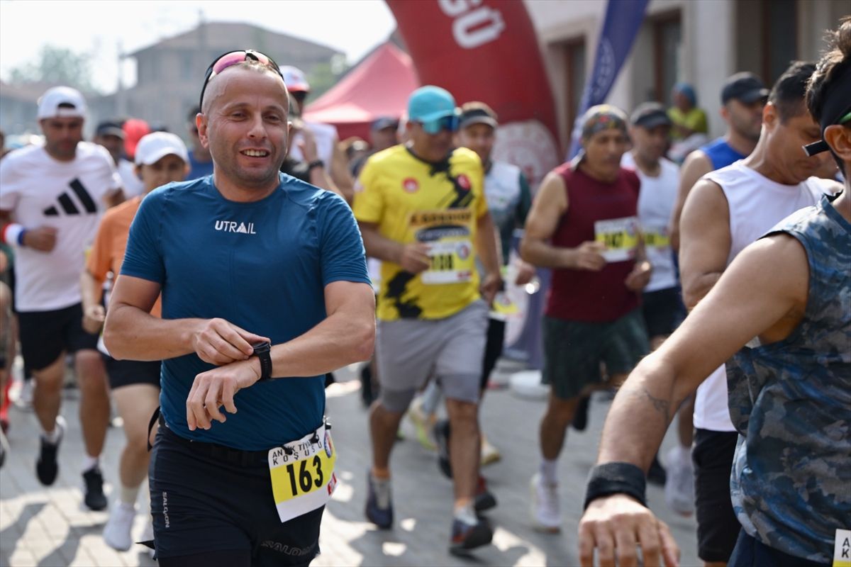 Düzce'de '3. İpekyolu Trail Koşusu' düzenlendi
