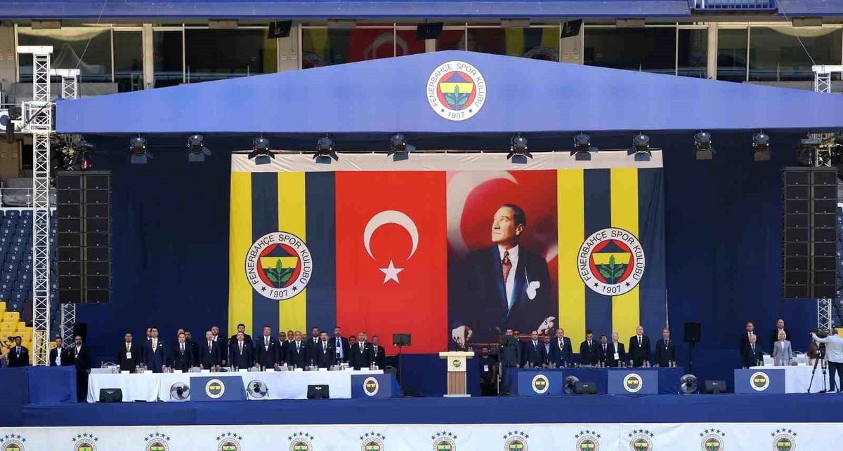 Fenerbahçe'nin borcu 26 milyar 202 milyon TL