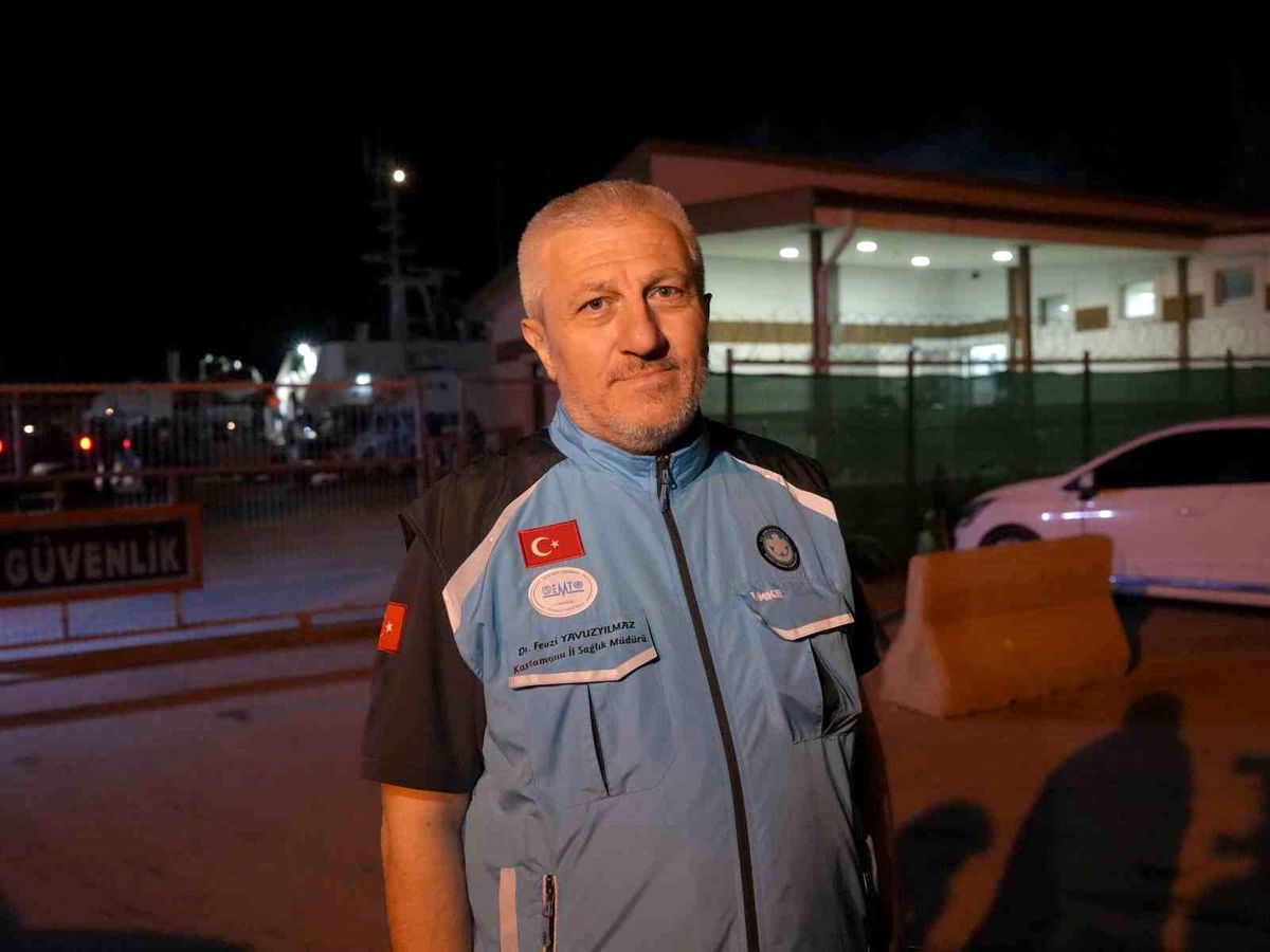 İl Sağlık Müdürü Yavuzyılmaz: 'Bir yaralımıza gemide operasyonla göğüs tüpü takıldı'
