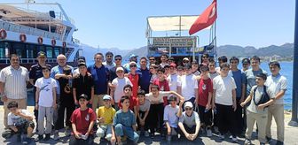 İstanbul'dan gelen hafızlık kursu öğrencileri Marmaris'i ziyaret etti