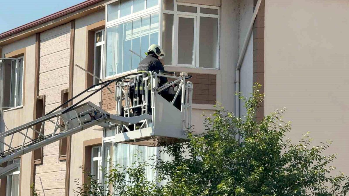 Karabük'te bir kişi evinin balkonunda asılı halde bulundu