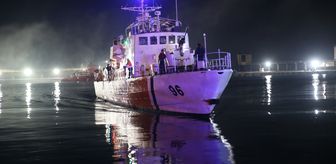 Karadeniz'deki saldırıda ölen balıkçının cenazesi ve yaralılar, İnebolu Limanı'na getirildi