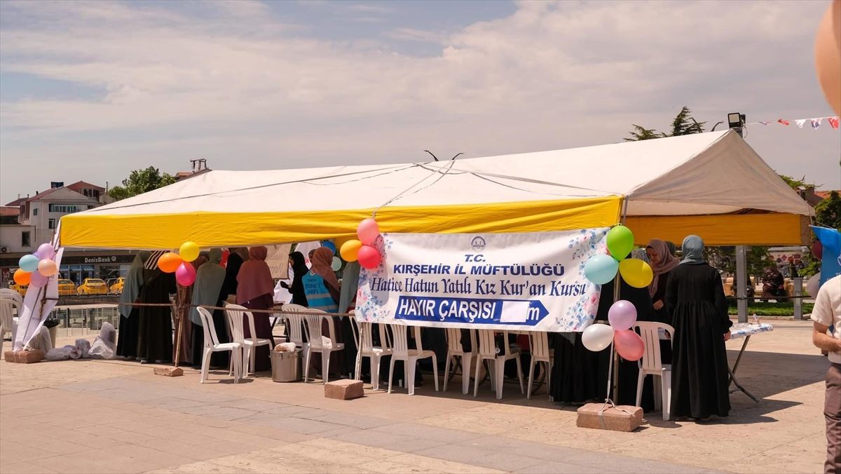 Kırşehir'de 'Hayır Çarşısı' etkinliği düzenlendi