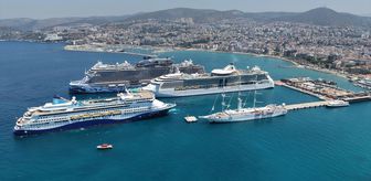 Kuşadası'na 4 kruvaziyerle 8 bin turist geldi