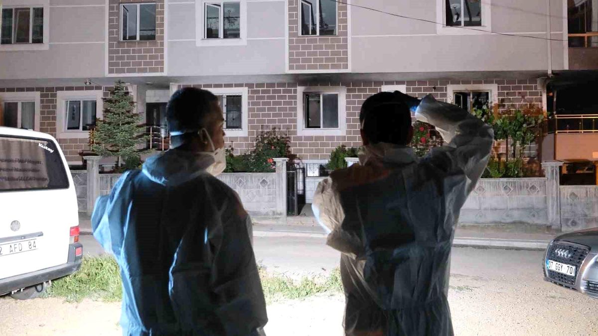 Karaman'da mutfak patlaması sonrası yaralılar hastaneye kaldırılıyor