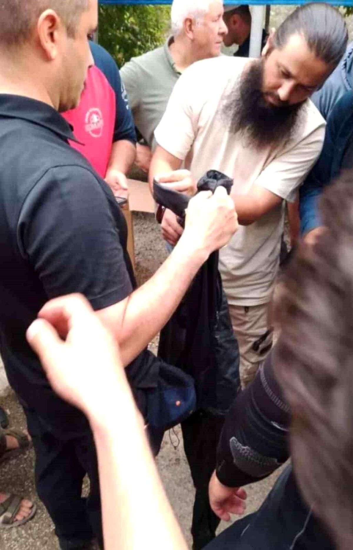 Serinlemek için Eğlence Çayı'na giren Ömer'in pantolonu bulundu