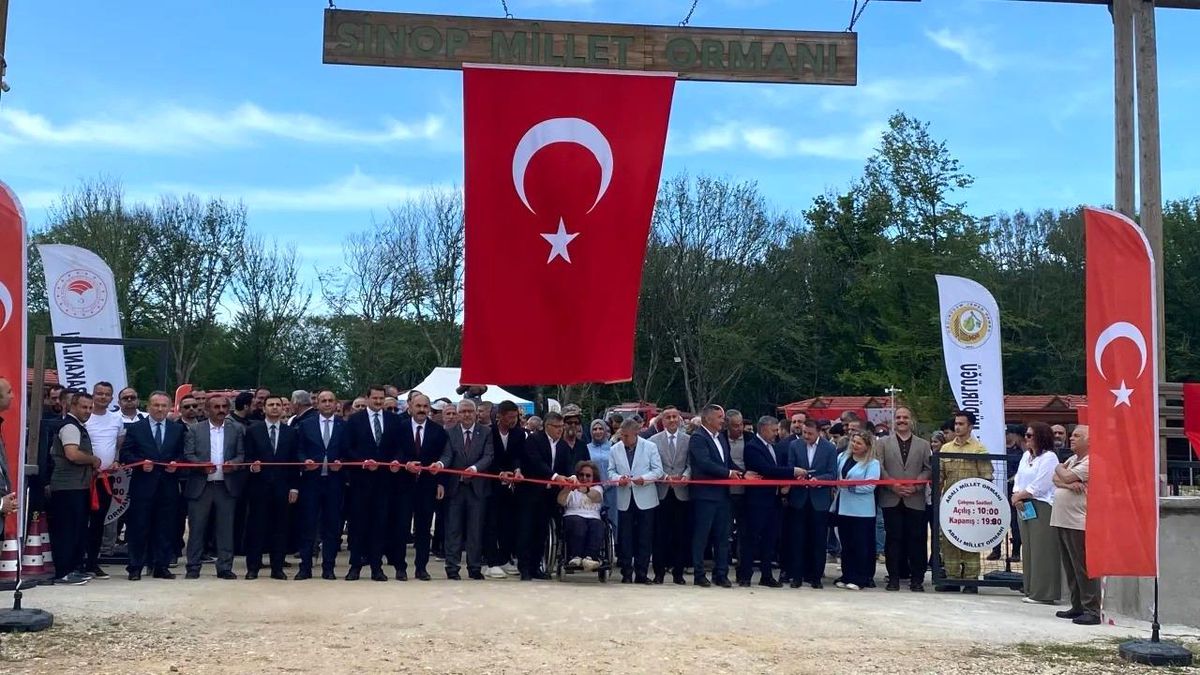 Sinop Millet Ormanı'nın açılışından bir görüntü