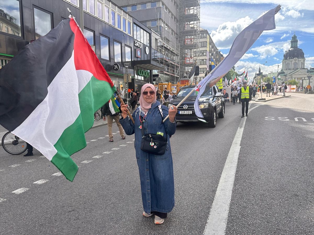 Stockholm'de İsrail'in, Filistin ve Lübnan saldırıları protesto edildi