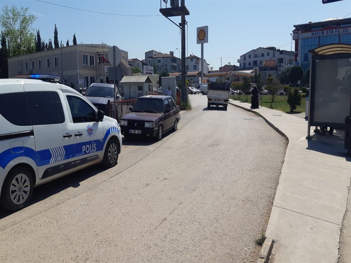 Takip ettiği eski komşusunu bıçakladı: Gönül ilişkimizi kullanıp beni dolandırdı