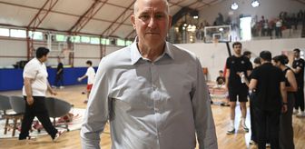 TBF Başkan Vekili Erdenay ile Litvanyalı eski basketbolcu Milaknis gençlerle buluştu