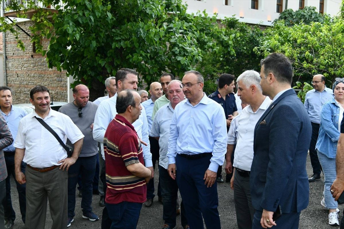 Tekirdağ Valisi Soytürk Uçmakdere Mahallesi'ni ziyaret etti