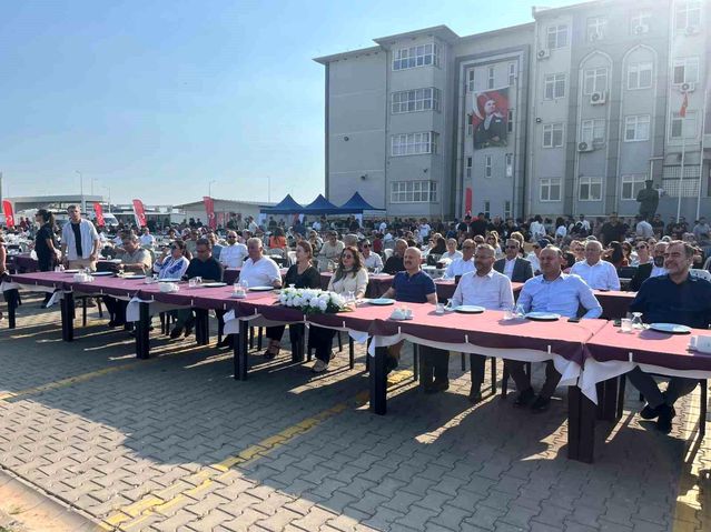 Aydın'da polislerden renkli dayanışma etkinliği