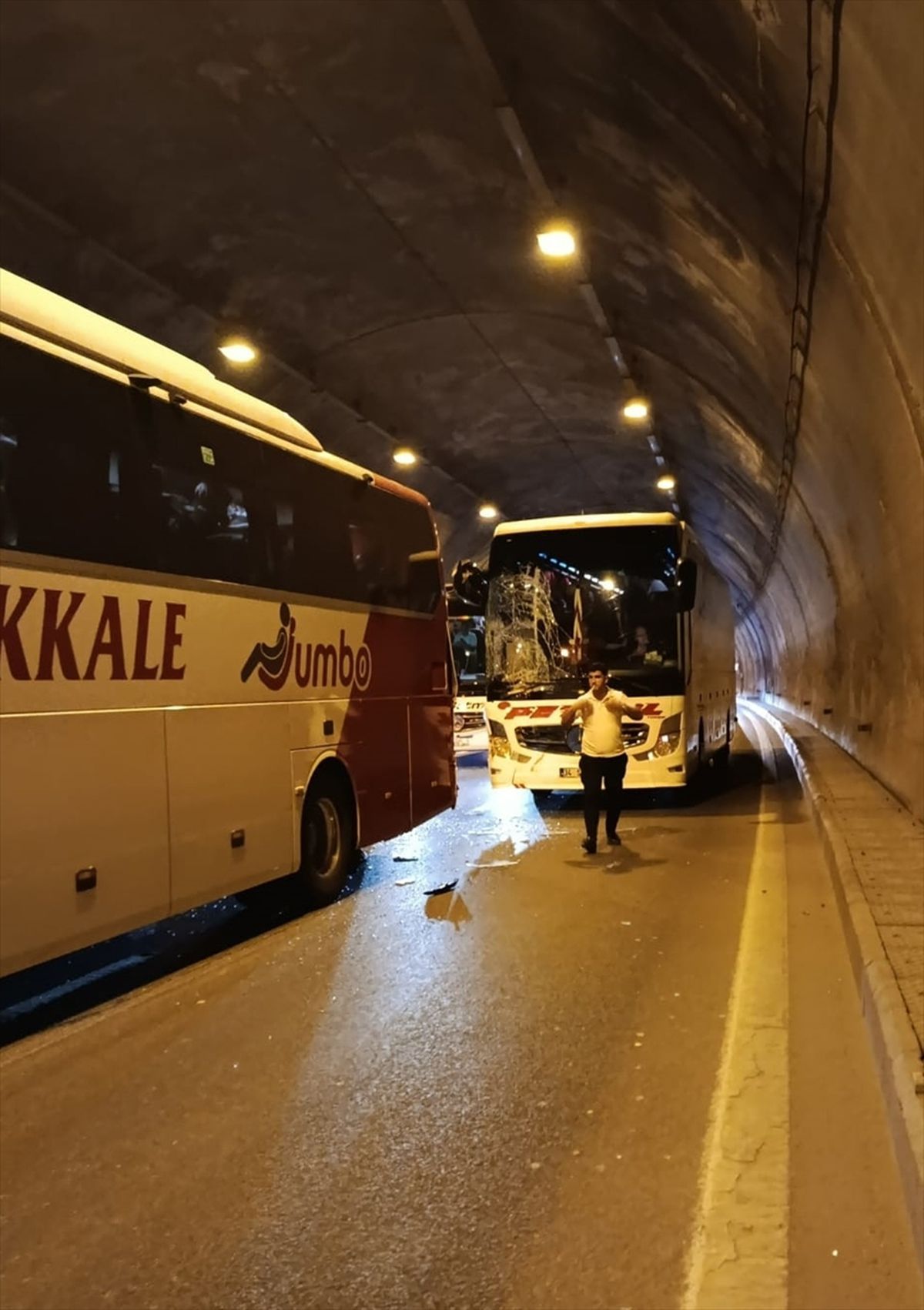 Bolu Dağı Tüneli'nde meydana gelen zincirleme kaza ulaşımı aksattı