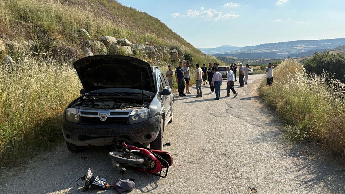 Manisa'da cip ile çarpışan motosiklet sürücüsü ağır yaraland