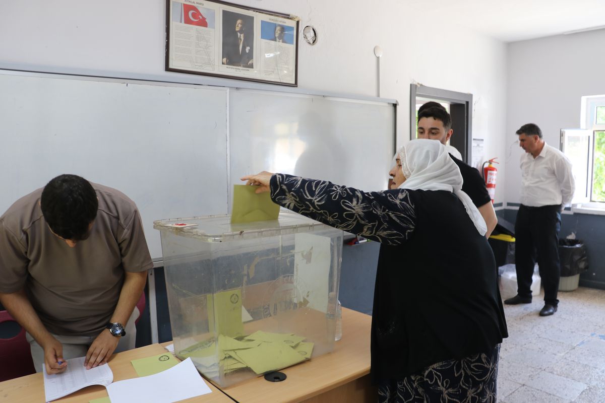 Narin Güran davasında cezası kesinleşen Salim Güran'ın muhtarlığı düştü; mahallede seçim yapılıyor