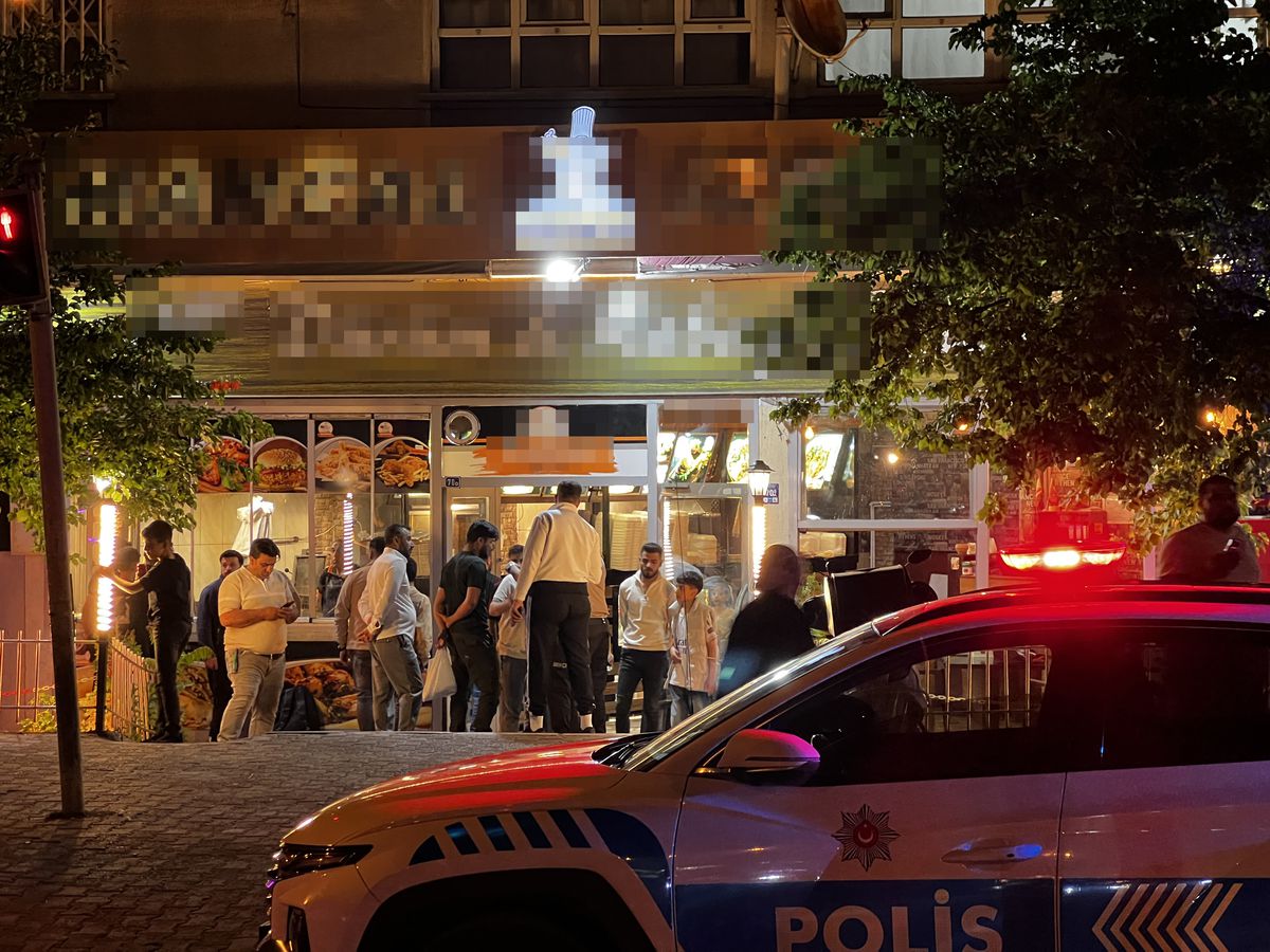 Restoranda döner bıçaklı kavga: 2 yaralı