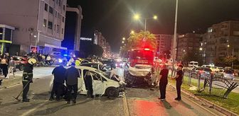Samsun'da 3 aracın karıştığı trafik kazasında 5 kişi yaralandı