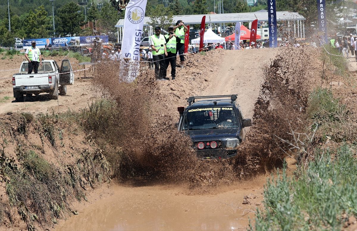 Sivas'ta off-road yarışları yapıldı