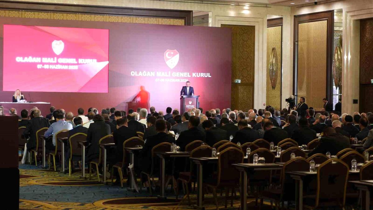TFF Başkanı Hacıosmanoğlu: 'Dünya Kupası'na katılmak bizim için sonuç değil yeni bir başlangıçtır'