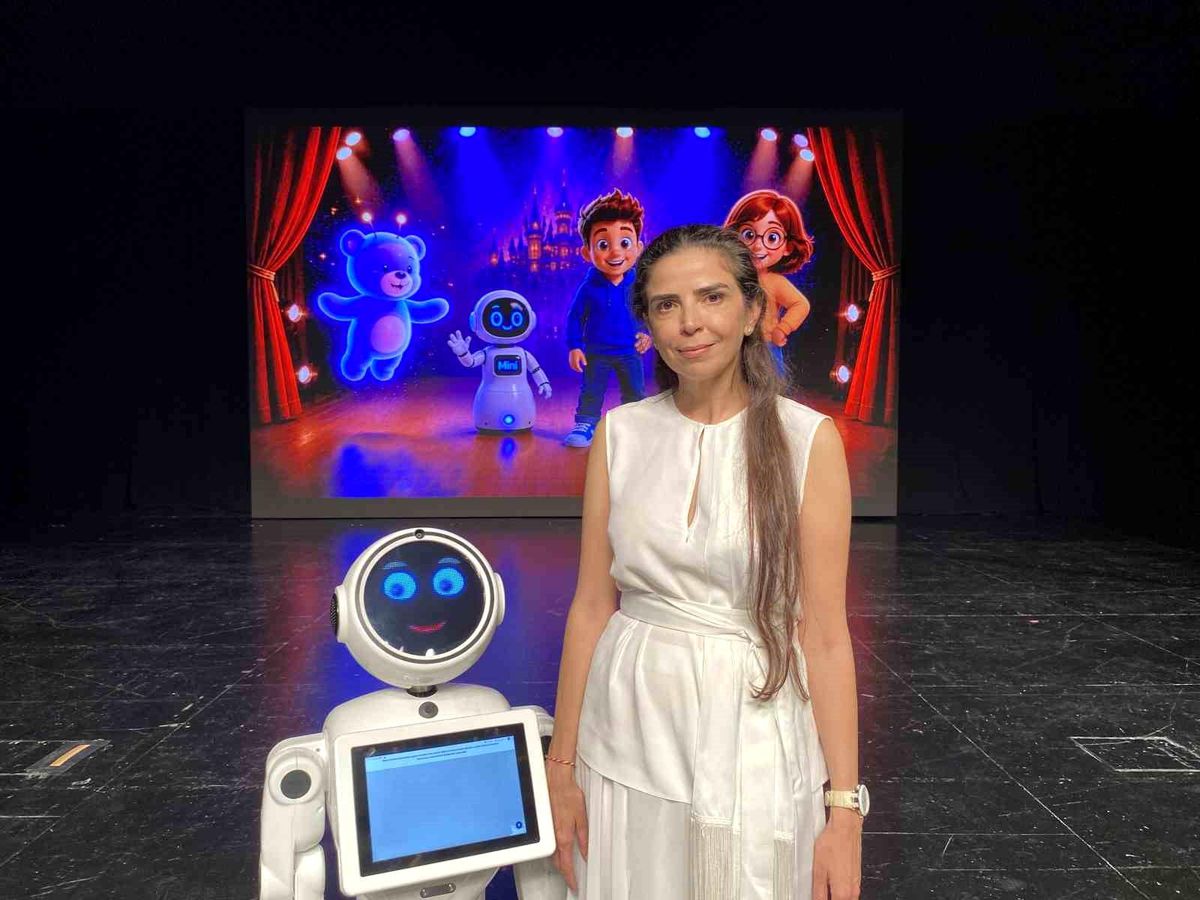 Türkiye'nin ilk çocuk robot tiyatrosu 'Neci'nin Diji Maceraları-3' sahne alacak