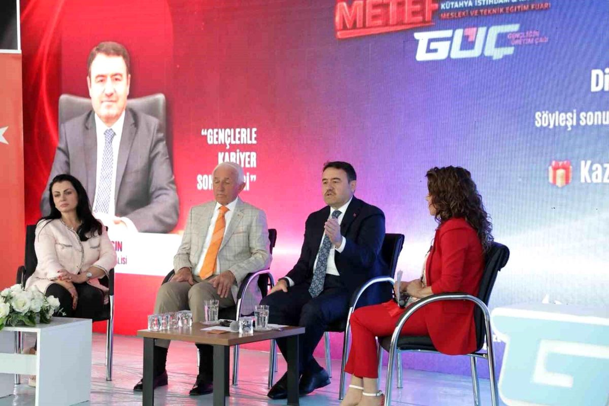 Vali Işın: 'Türkiye'de herkes eğitimle istediği noktaya gelebilir'