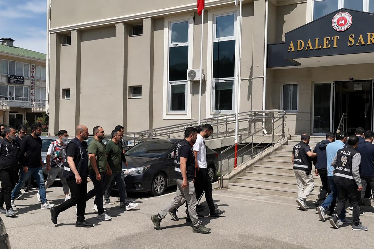 Yasa dışı bahis çetesi operasyonunda 203 milyar TL'lik para 