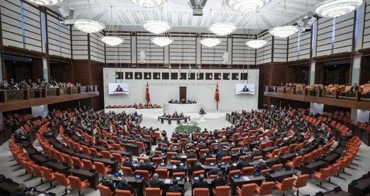 12. Yargı Paketi SON DAKİKA! 12. Yargı Paketi Meclis'ten geç