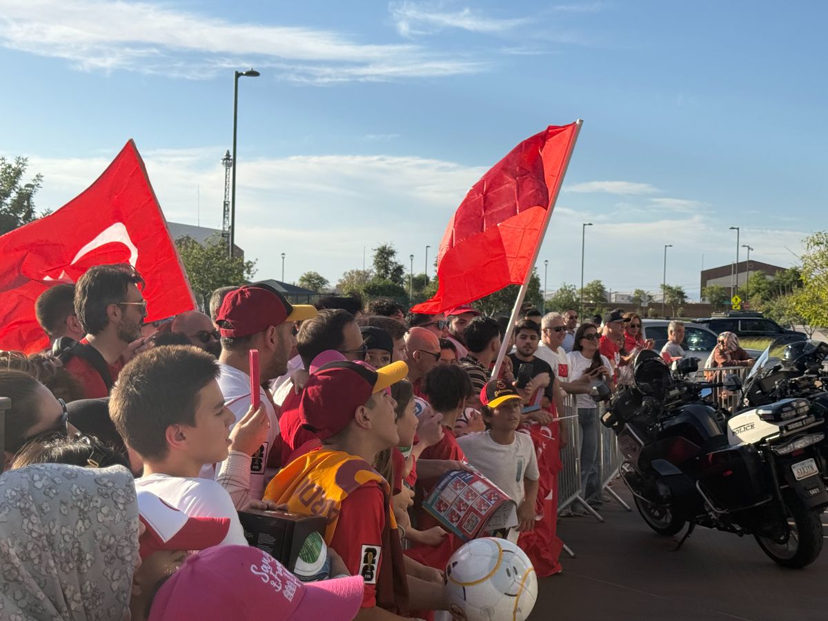 A Milli Takım'a Arizona Mesa'da coşkulu karşılama