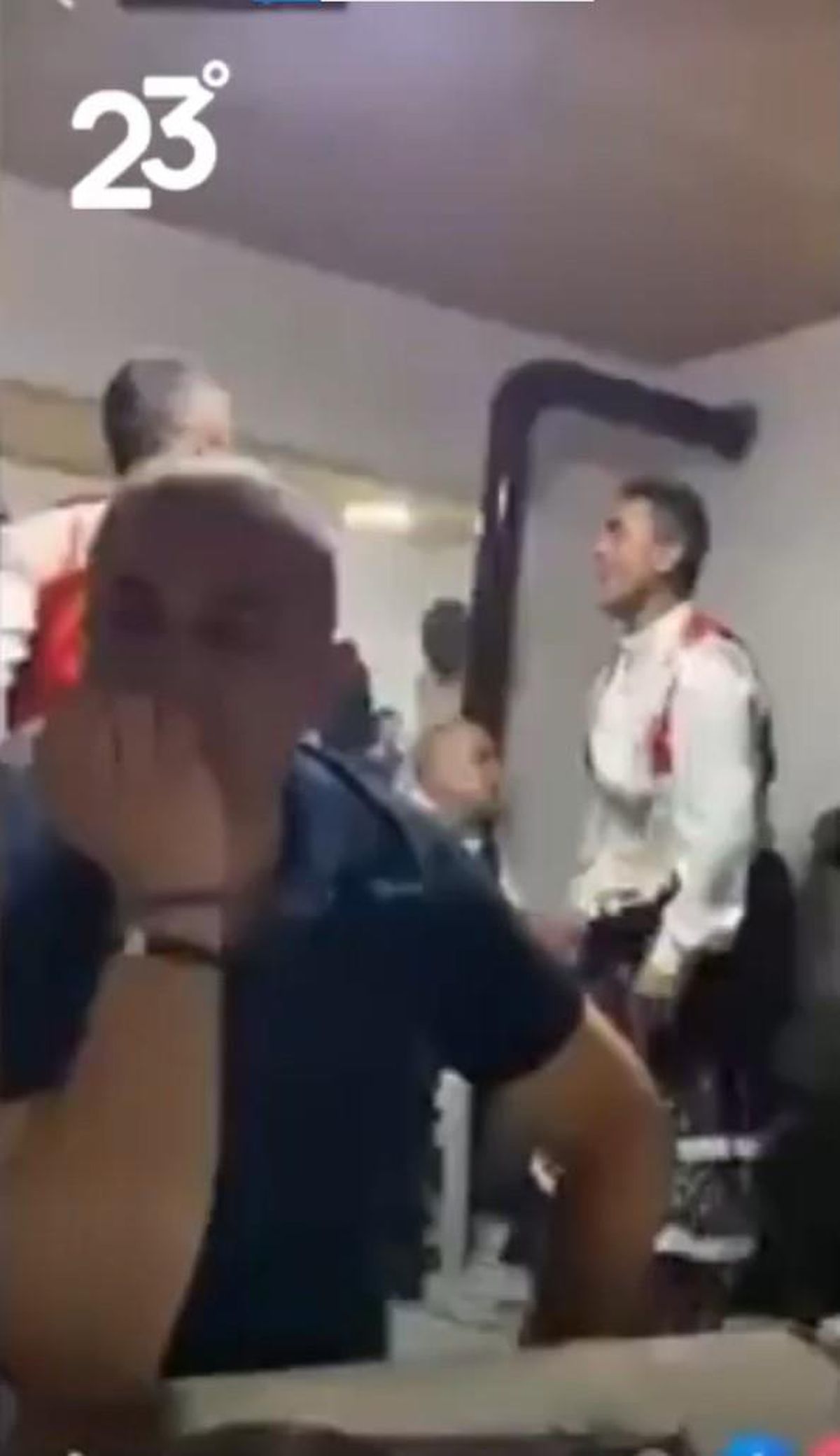 AK Parti'de İçkili Eğlence Krizi: Soruşturma Başlatıldı