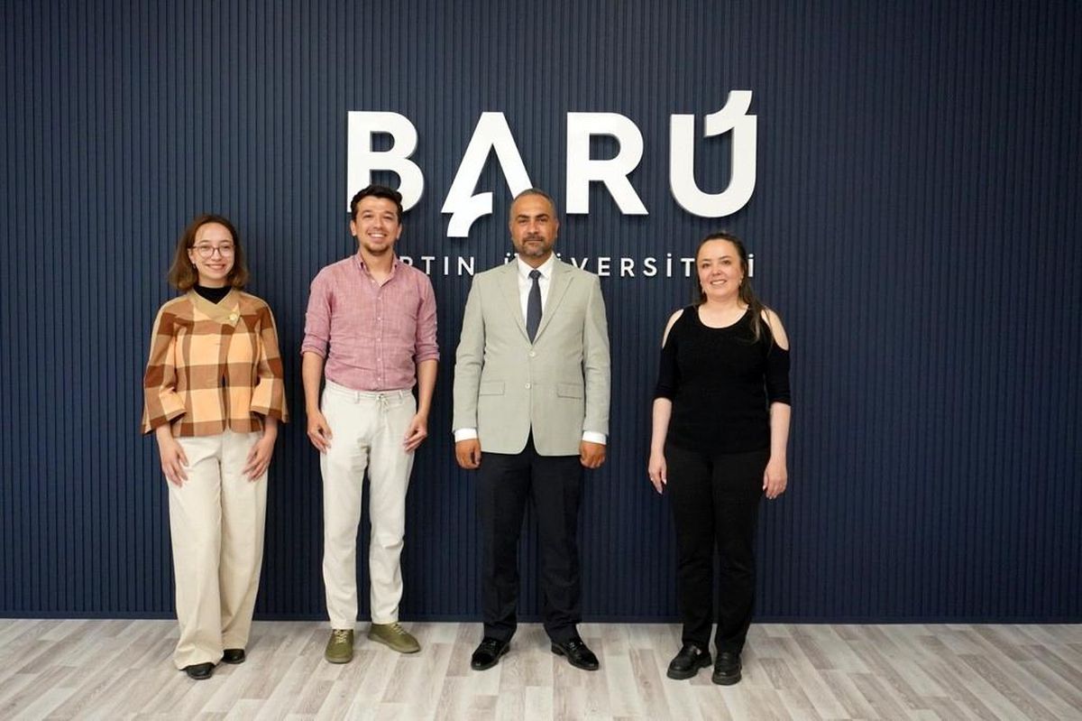 BARÜ'den akran zorbalığına bilimsel mercek