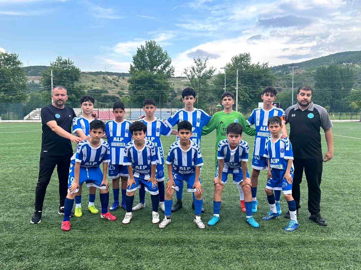 Bilecik U13 Gençler Ligi'nde sezon bitti, gözler play-off ma