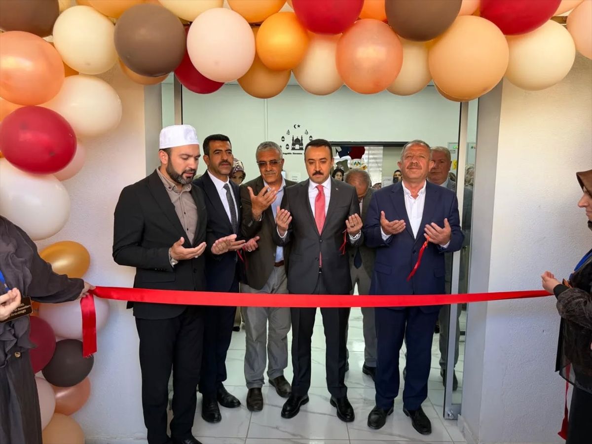Çelikhan'da Halk Eğitim Merkezi tarafından yıl sonu sergisi açıldı