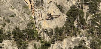 Çorum'da sarp arazide mahsur kalan vatandaşı helikopterle kurtarmak için operasyon başlatıldı