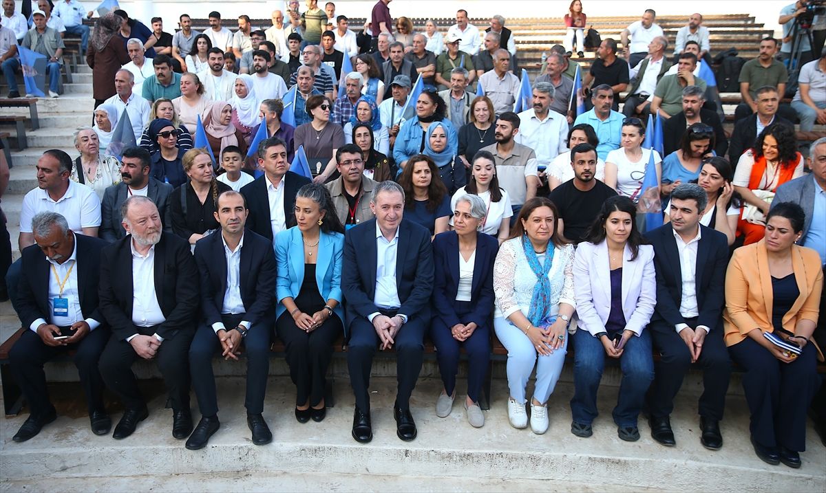 DEM Parti Eş Genel Başkanı Bakırhan, Diyarbakır'da konuştu A