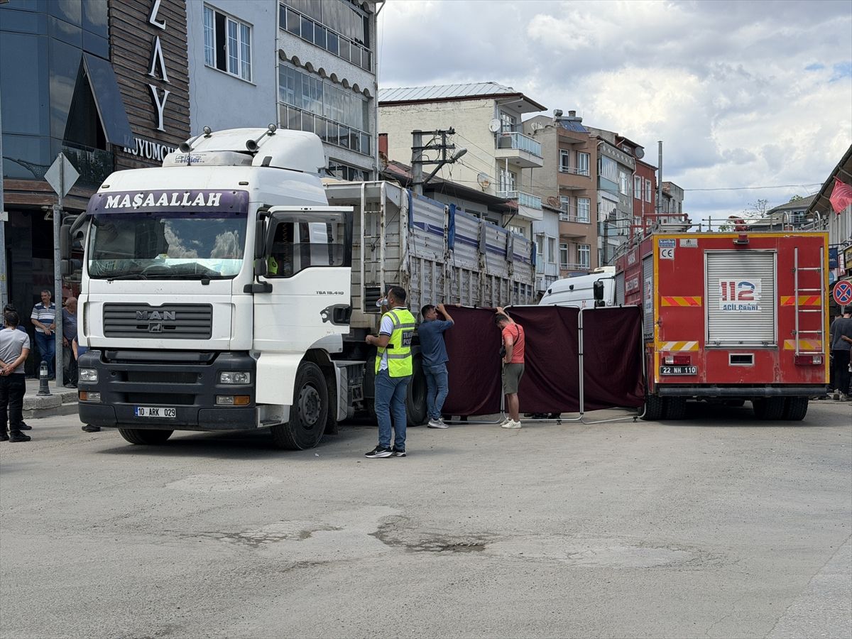 Edirne'de tırın çarptığı yaya yaşamını yitirdi