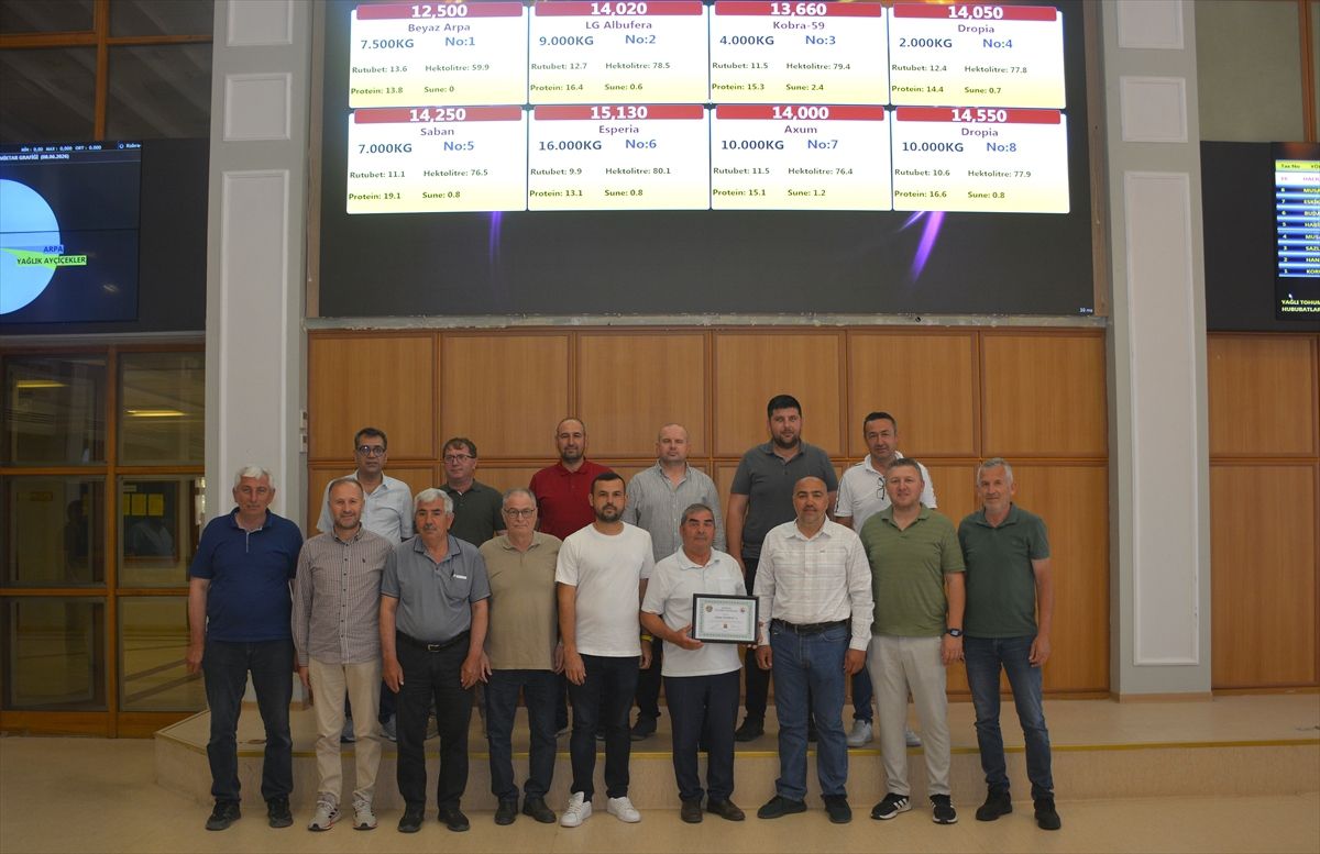 Edirne'de yeni mahsul arpanın kilogramı 12 lira 50 kuruştan satıldı